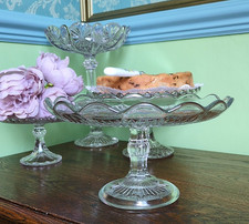 VINTAGE GLASS PEDESTAL CAKE