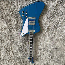 Custom 6 Strings Pelham Blue