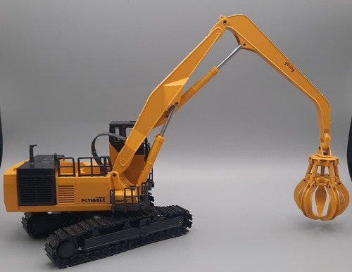 Komatsu construction scrap - komatsu, construction,scrap