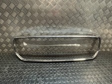 VOLVO XC40 R DESIGN CHROME