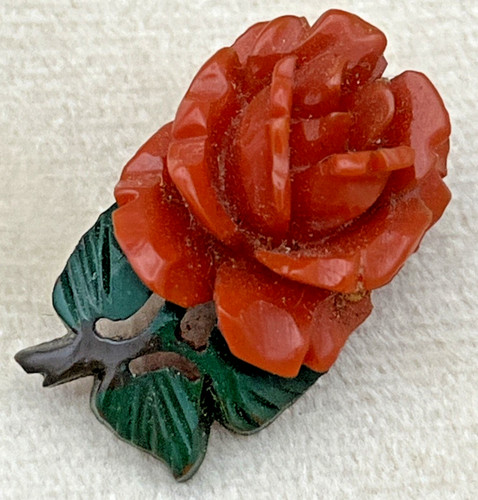 Vintage 1930s bakelite carved - 1930s,