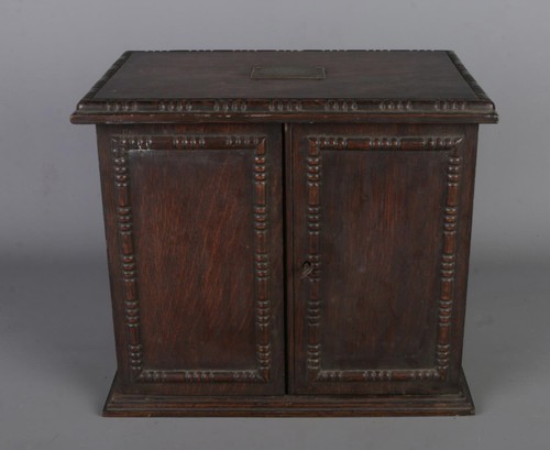 Antique 1920 oak - antique, c.1920