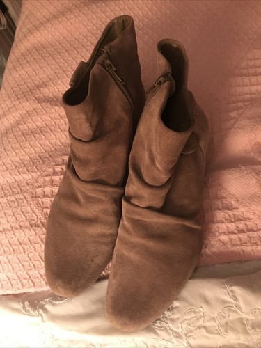 Hardly worn great condition - hardly,