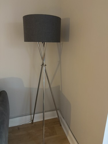 Next tripod floor - next,