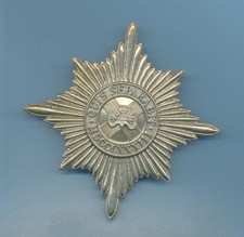 IRISH GUARDS.WHITE METAL PIPERS BADGE