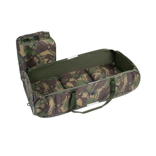 Carp cradle fishing unhooking - carp,