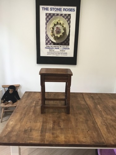 Antique vintage oak - /,