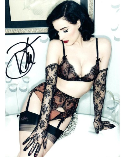 Dita von teese signed - signed, 8x10