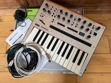 Korg Monologue Synthesizer -
