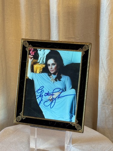 Elizabeth taylor legendary - taylor,