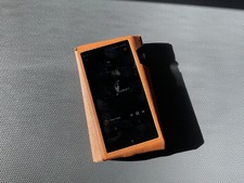 Amazing Pocket Sized High Res Player And DAC Astell & Kern SR35. Mint condition