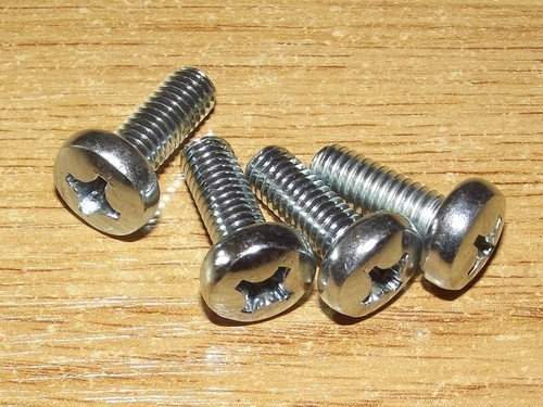 Door mirror mounting - , screw