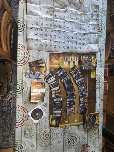 Huntik trading card game - trading,