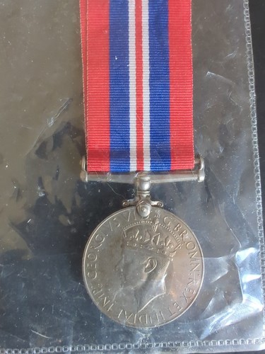World war medal - world,