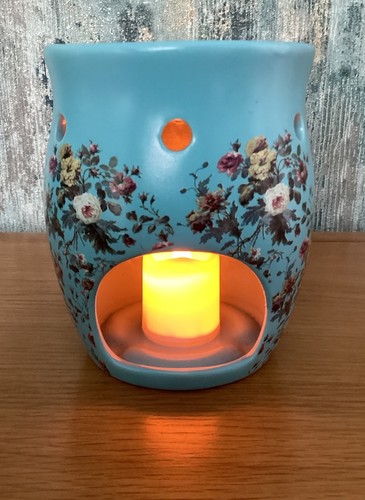 Yankee candle blue melt wax - blue,