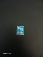 Queen Elizabeth 6.5p stamp