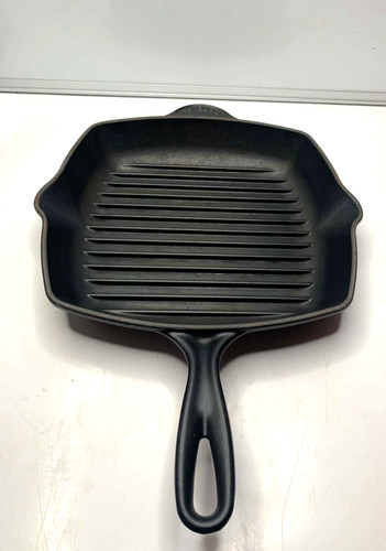 Creuset griddle skillet - le,
