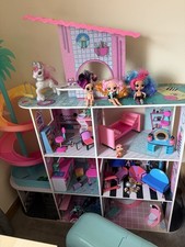 Lol Dolls House, Club House