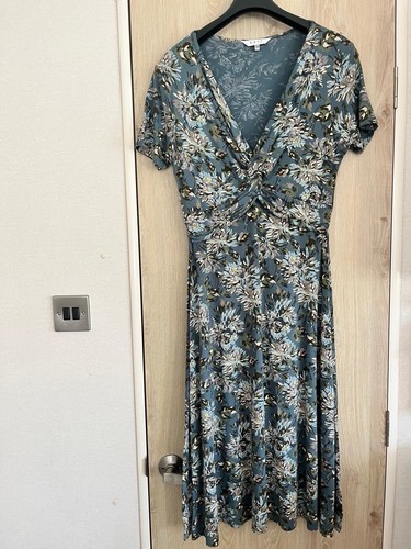 East size blue floral - east, 10