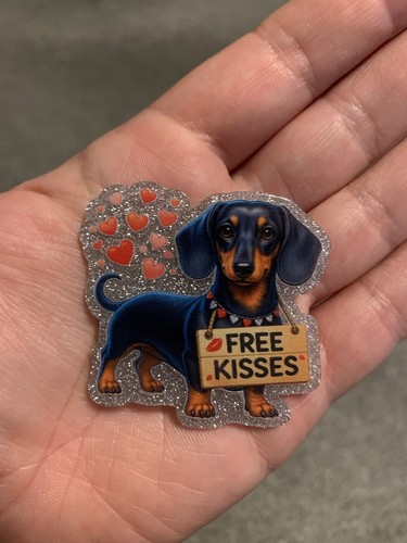 Free kisses dachshund - free,