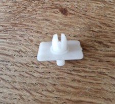 Genuine BMW E30 Door Body Trim Moulding Clip Clamp Bracket 51131932865