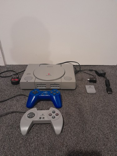 Playstation with orginal av - 1,