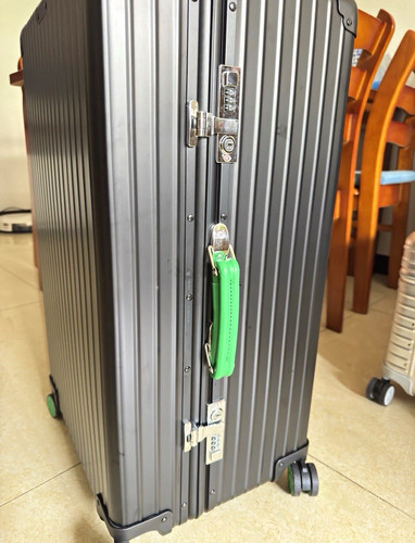 Rimowa black aluminum - rimowa,