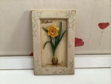 St Michael Daffodil Resin Wall