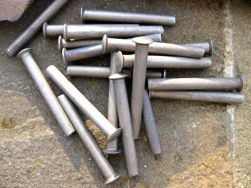 Rivets for shovel - shovel, spade