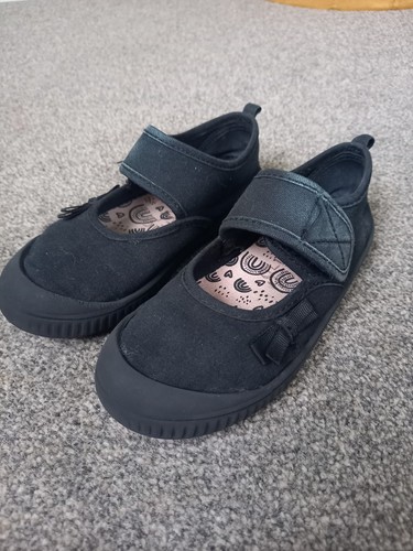 Girls black school - gym, shoes