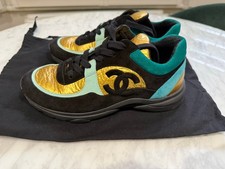 CHANEL G34360 Low Top Sneakers