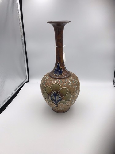 Royal doulton pottery - doulton,