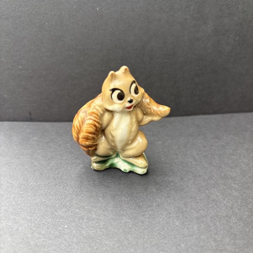 Wade hatbox girl squirrel - hatbox,