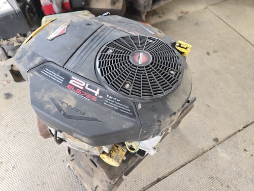 Briggs and stratton 24hp - and, 24