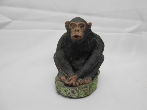 Wild life sculpture gorilla - wild,