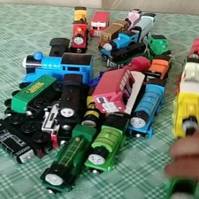 Wooden Trains Track Tank