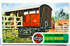 Old AIRFIX OO Scale Railway CATTLE WAGON Unassembled Model Kit w/ Original BOX