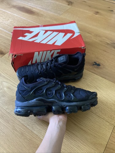 Triple black nike air - triple, vapor