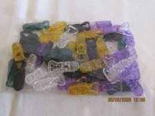 50 ASSORTED T- SHAPE PLASTIC