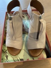 Moda in Pelle Women's Leather