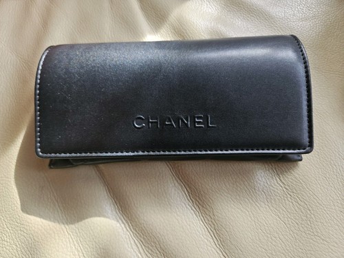 Chanel black quilted - black, glasses