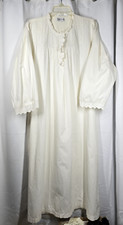 Powell Craft Nightdress Vtg