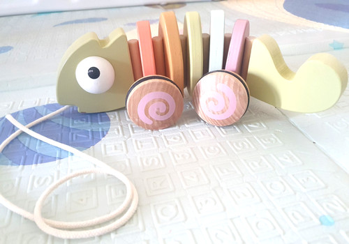Hamleys wooden pull along - hamleys,