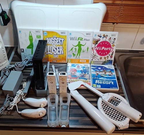 Nintendo wii console bundle - nintendo,