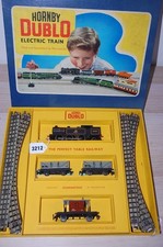 HORNBY DUBLO THREE RAIL EDG16 BR 0-6-2 TANK GOODS SET