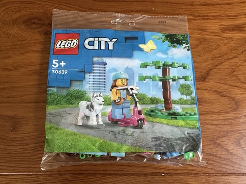 Lego city dog park and - dog,