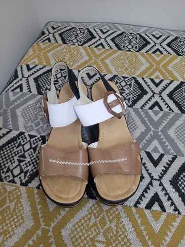Worn twice reiker - twice,