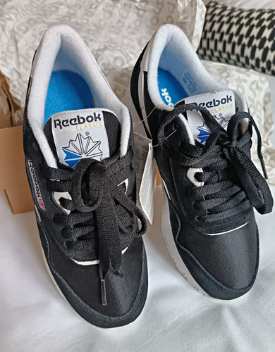 Reebok classic nylon and - 4,