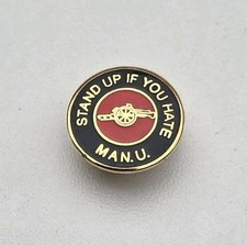 RARE ARSENAL PIN BADGE