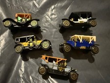 Vintage Reader's Digest Model